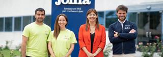 Joma dona material deportivo a colegios con niños desfavorecidos