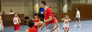 Gasol Foundation ofrece una beca para la Pau Gasol Academy de 2025